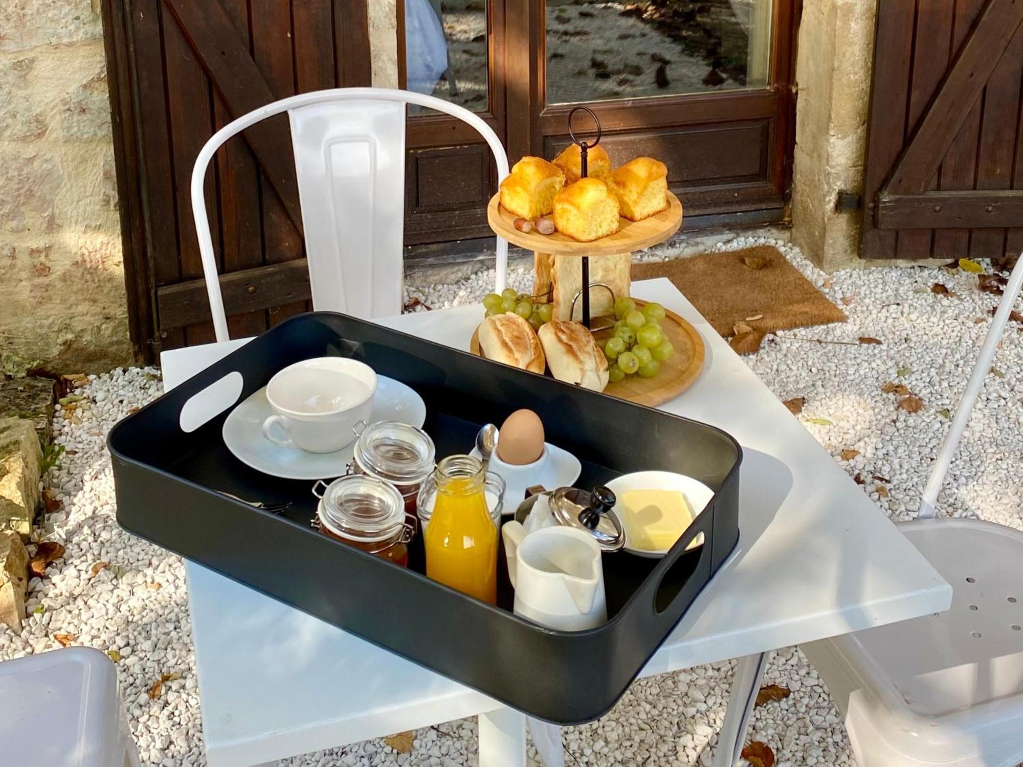 Bed and Breakfast Domaine Valenquercy Cazillac Zewnętrze zdjęcie