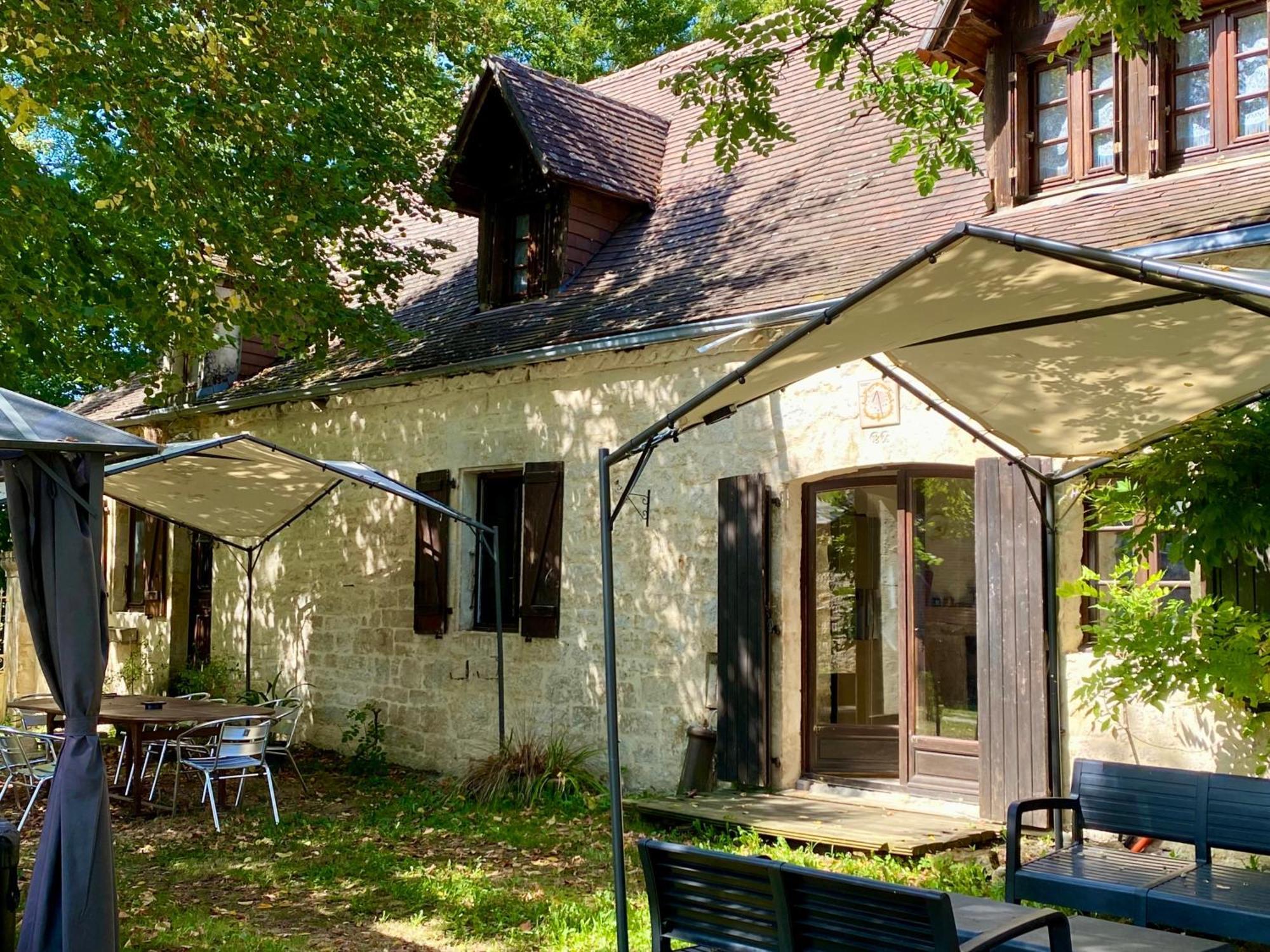 Bed and Breakfast Domaine Valenquercy Cazillac Zewnętrze zdjęcie